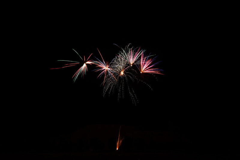 Empress of Colours, 40 Schuss